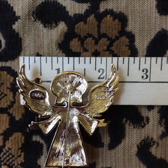 Bob Mackie: Golden Inlaid Enamel Angel Brooch. - Picture 11 of 15